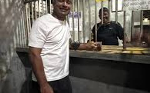 Galle Fort Nightlife Tour with Arrack Tasting and Snacks