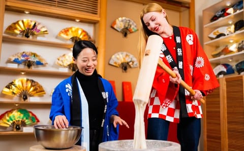 Kyoto Traditional Mochi Pounding Experience with Tasting