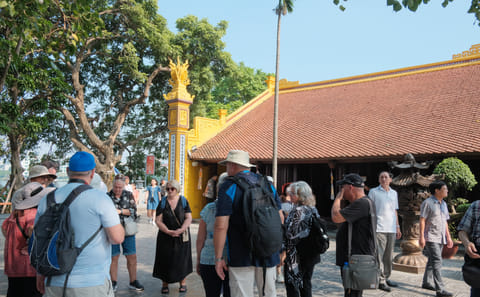 Vegan Cooking Class and Pagoda Tour in Hanoi