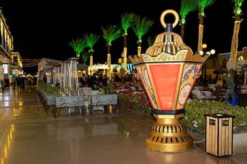 Private Tour of SOHO Square in Sharm El Sheikh with Driver