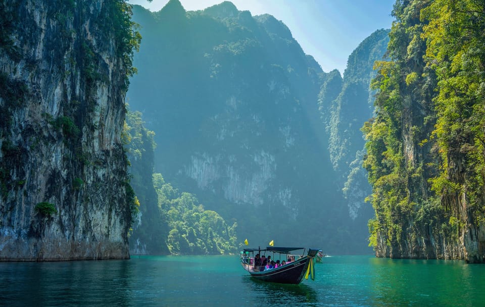 2-Day Adventure Tour of Cheow Lan Lake in Khao Sok National Park