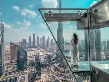 Sky Views Observatory: Panoramic Views of Downtown Dubai