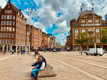 Photoshoot Experience at Dam Square in Amsterdam