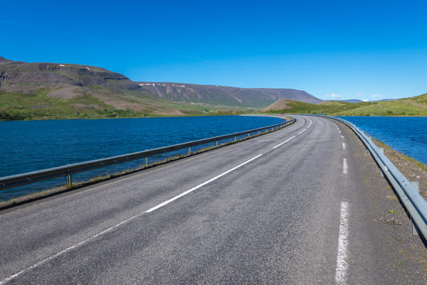 Akureyri: Lake Mývatn, Goðafoss & Lava Fields Cruise Tour