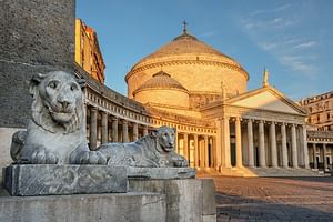 Walking Tour of the Royal Naples (spanish only)