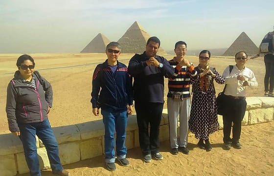Unbeatable tour (Giza Pyramids,Sphinx,Sakkara,Memphis)