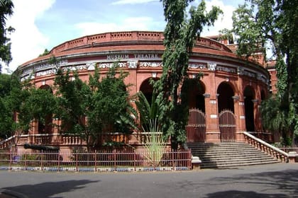 Temple, Backwater & Palaces of South India