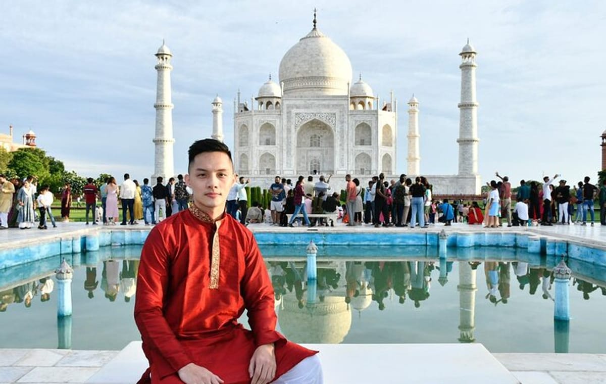 Delhi to Agra Day Trip By Fast AC Train