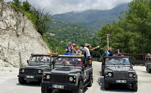 Adventure Tour: Rafting, Ziplining, and Safari near Alanya