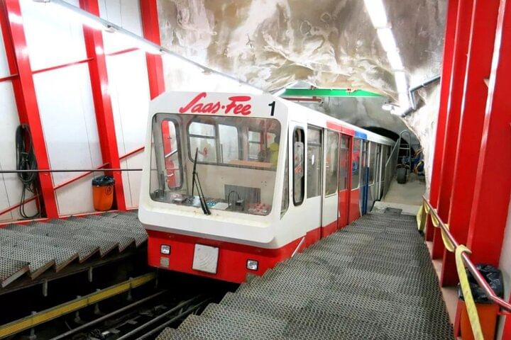 4 Days Swiss Alps Tour Zermatt, Jungfrau Region and Hidden Gems