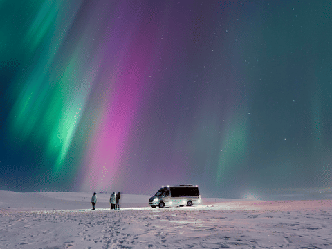 Northern Lights Small Group Tour with Hot Cocoa & Free Photos, photo 3