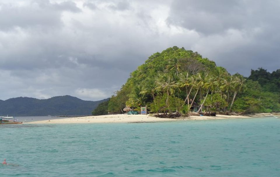 Port Barton Island hopping from Puerto Princesa