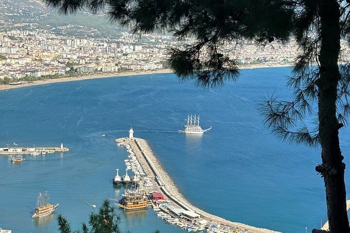 Sunset Alanya City Tour with Cable Car, Dinner and Boat Tour
