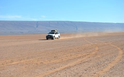 5-day Paris-Dakar Tracks Guided Tour through Sahara Desert