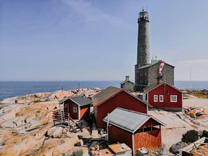Helicopter tour to Bengtskär Lighthouse from Helsinki
