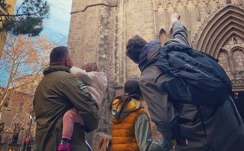 Private Tour of Barcelona's Old Town and Gaudí Architecture