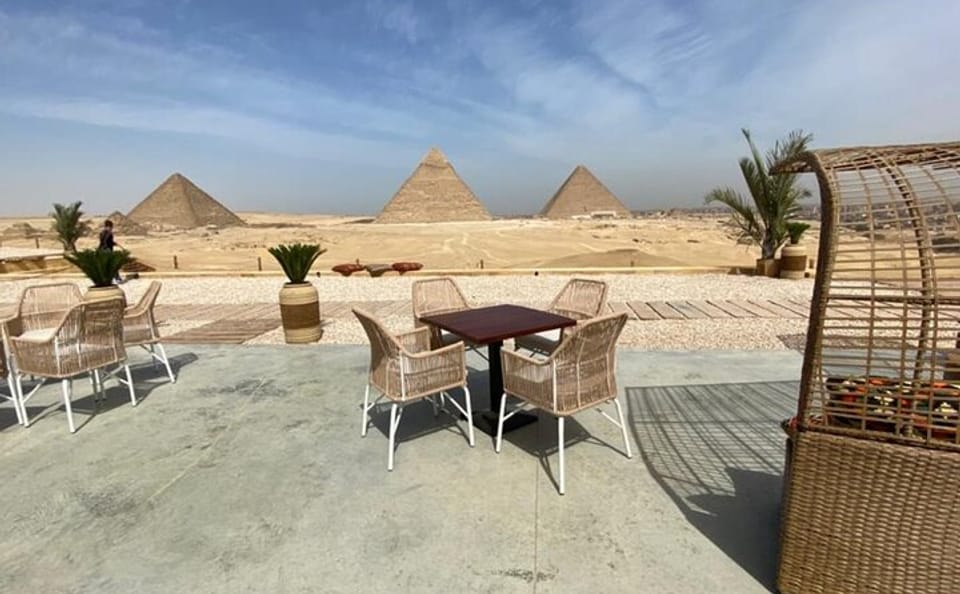 Great Pyramids Tour with Lunch in Giza, Cairo