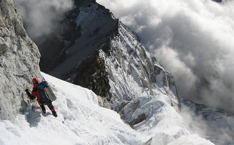 29-Day Mt. Everest Ama Dablam Trekking Expedition in Nepal