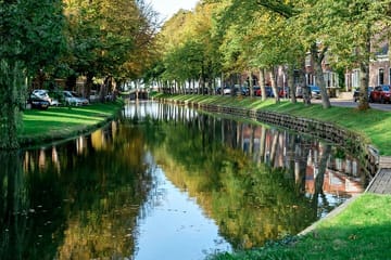 Day Trip from Amsterdam to Volendam, Edam & Zaanse Schans