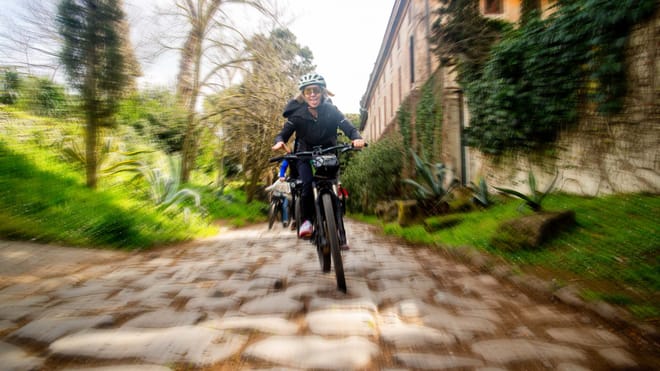 Appian Way Bike Tour with Park of the Aqueducts and the Roman Countryside 7