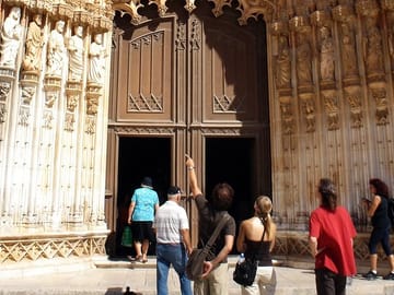 Private Day Tour of Alcobaça, Batalha, and Tomar from Porto