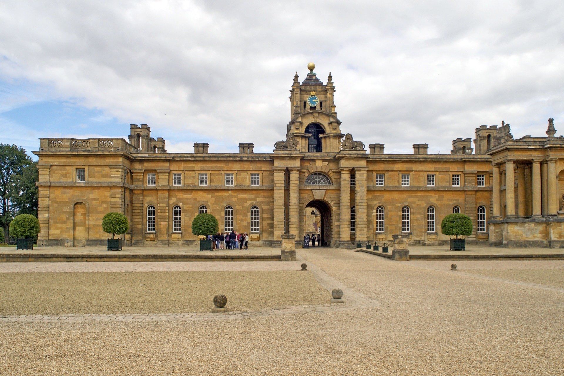  Cotswold, Oxford & Blenheim Palace Private Tour including Pass