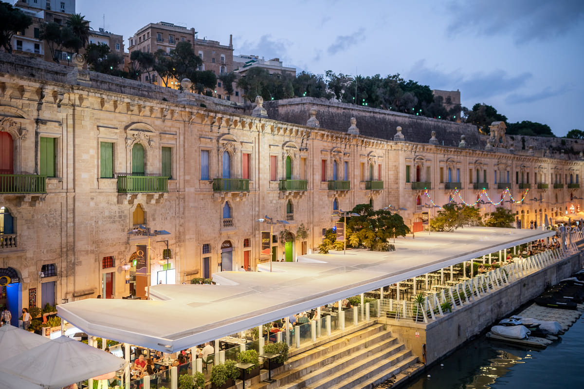 Afternoon Valletta Harbour Cruise and Free Time In Sliema (Including Guide and Transport)