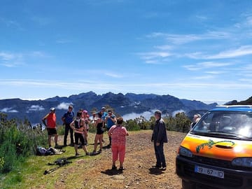 Northeast Madeira 4WD Tour: Explore Arco de Sao Jorge and Caniço