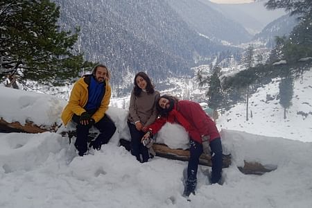 Kashmir 5-days Trek for Naranag,Marchoi,Dumail with Private Guided