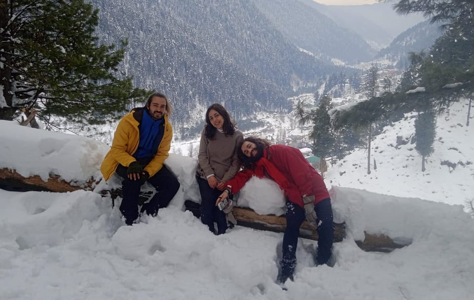 Kashmir 5-Day Trek from Srinagar to Naranag and Dumail