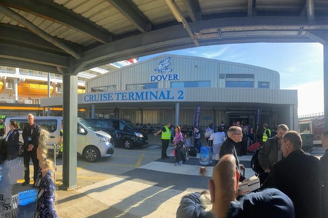 Private transfers to/from Dover Cruise Port and London Luton Airport photo 2
