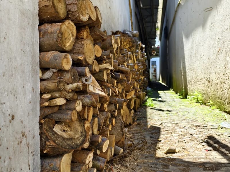 Suzhou: Taihu Dongshan & Luxiang Village Day Trip