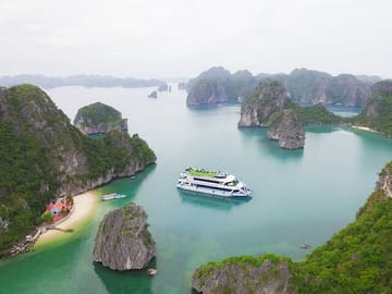 Amazing Cruise- Luxury Day Tour from Ha Long Bay