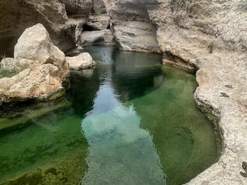 Private Day Trip to Wadi Shab and Bimmah Sinkhole from Muscat