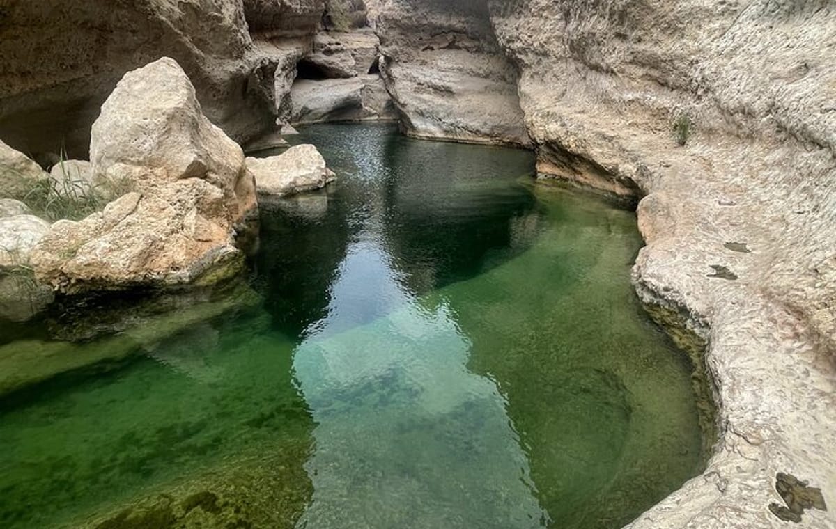Private Day Trip to Wadi Shab, Fins Beach & Bimmah Sinkhole