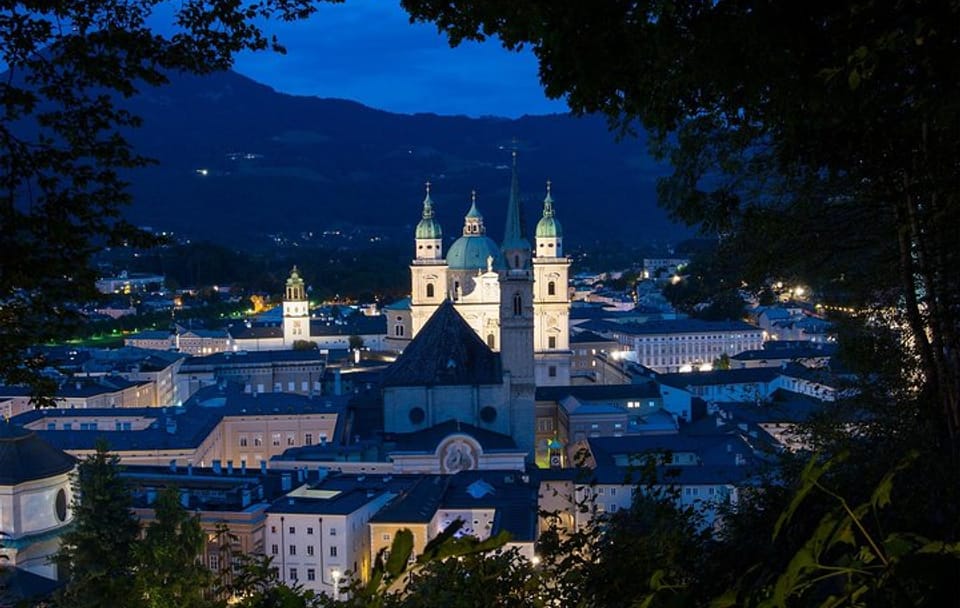 Salzburg Historic Guided Walking Tour of Mozart's City