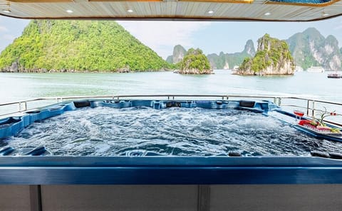 Premium Halong Bay Day Cruise with Jacuzzi and Transfers