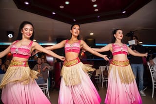 Bosphorus Dinner Cruise in Istanbul with Turkish Night Show