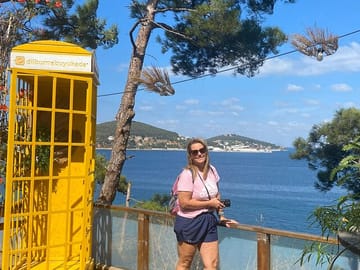 Discover new places and get amazing photos from our guide, who is a professional photographer.