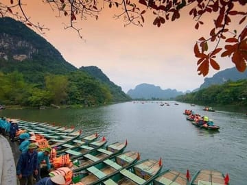 Private Ninh Binh Heritage Day Tour (Trang An, Mua Cave, Cycling)