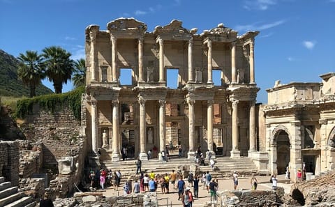 Ephesus Heritage Tour with Turkish Bath and Local Lunch