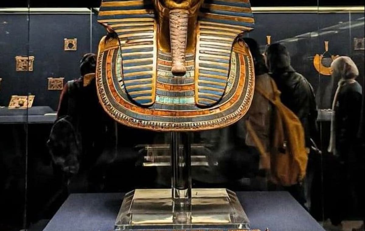 VIP Private Giza Pyramids , Sphinx , Grand Egyptian Museum Tour