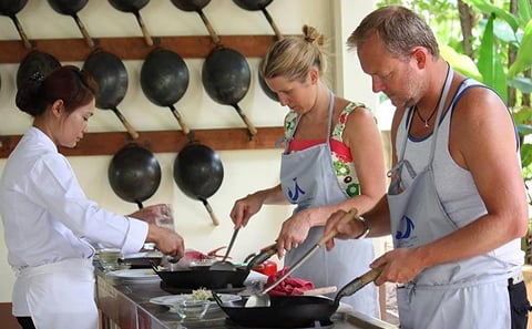Baan Hong Nual Cooking Class and Market Visit in Chiang Mai