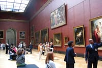 Paris Half-Day Private Vintage Car Tour Louvre and hotel Pick up 6