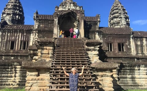 Five-Day Private Tour of Angkor Temples and Tonle Sap Village