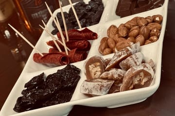 Culinary Dinner Experience with Sommelier in Tbilisi
