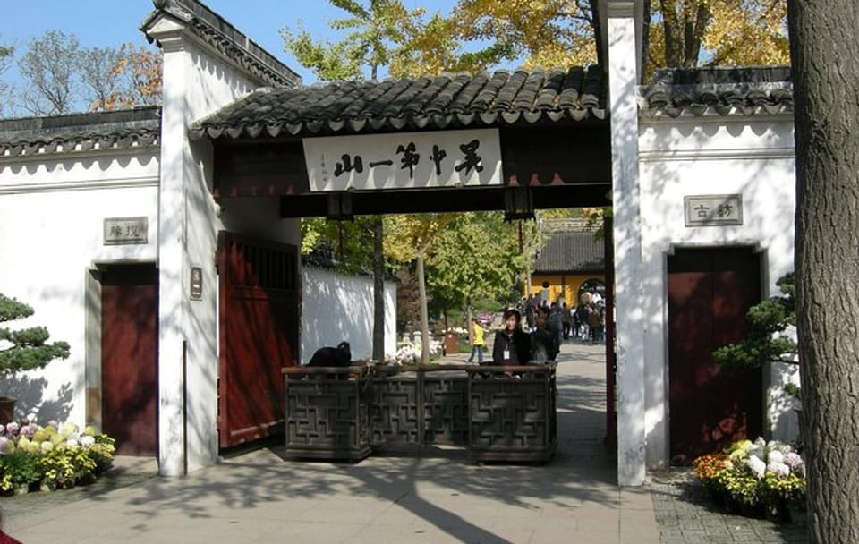 Suzhou Day Tour: Lingering Garden, Tiger Hill, and Imperial Cuisine
