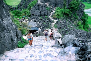 Hoa Lu Temple, Trang An Boat Tour and Mua Cave Hike