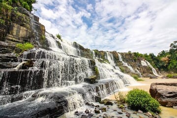 Da Lat : Explore Elephant Falls,Silk Village and Countryside