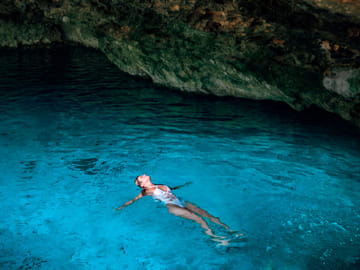 Chichen Itza, Cenote & Valladolid Tour